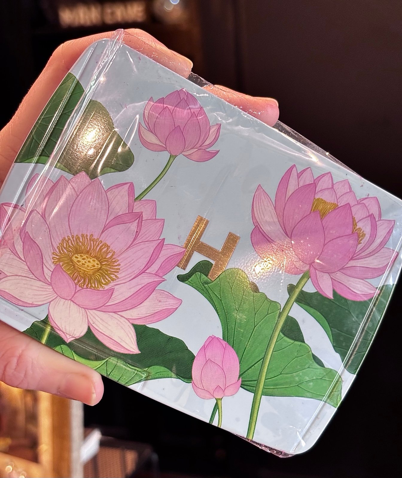 Hourglass Lotus Flower Ambient Palette