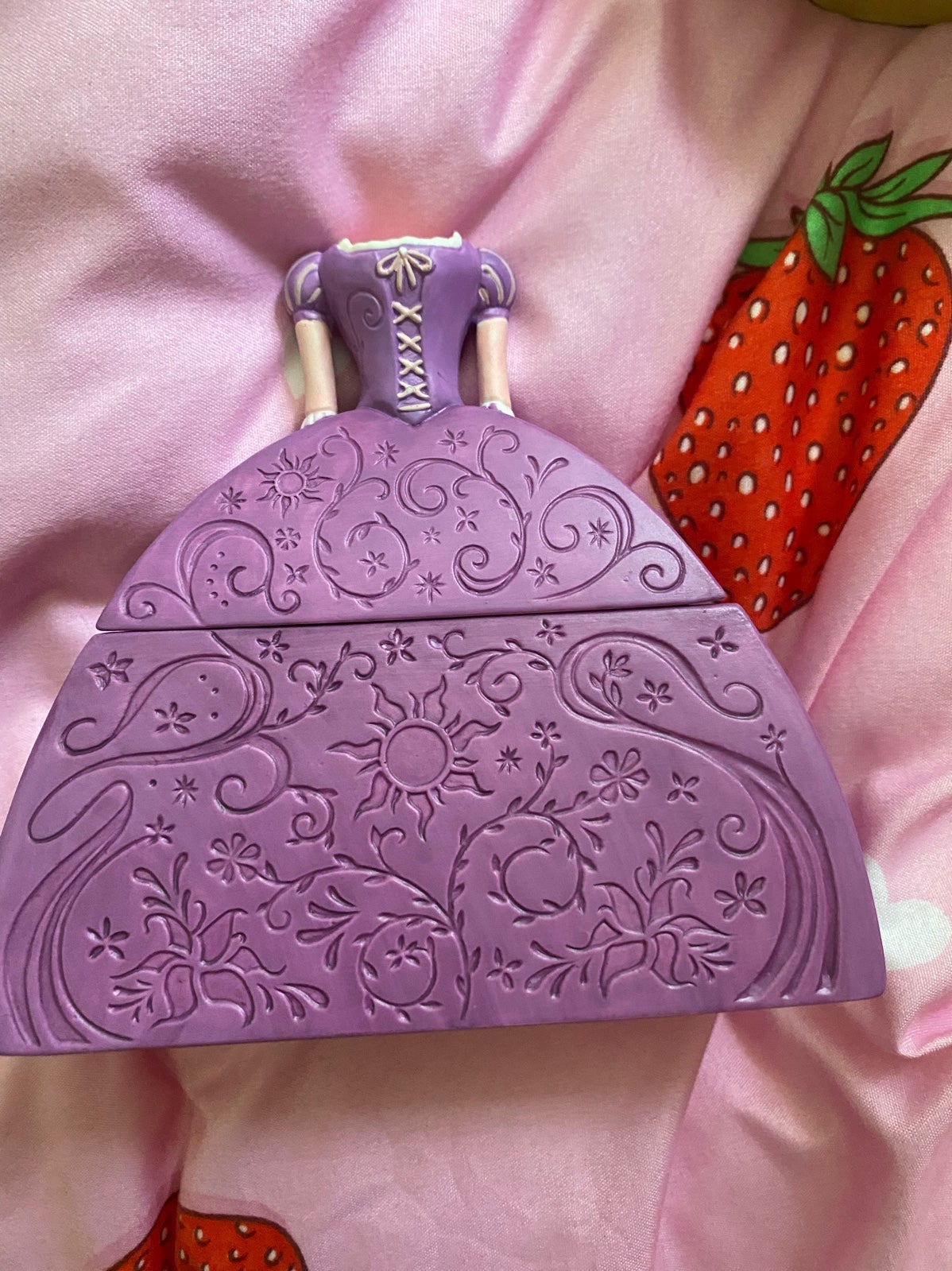 Disney Tangled Hallmark Jewelry Box/Figure
