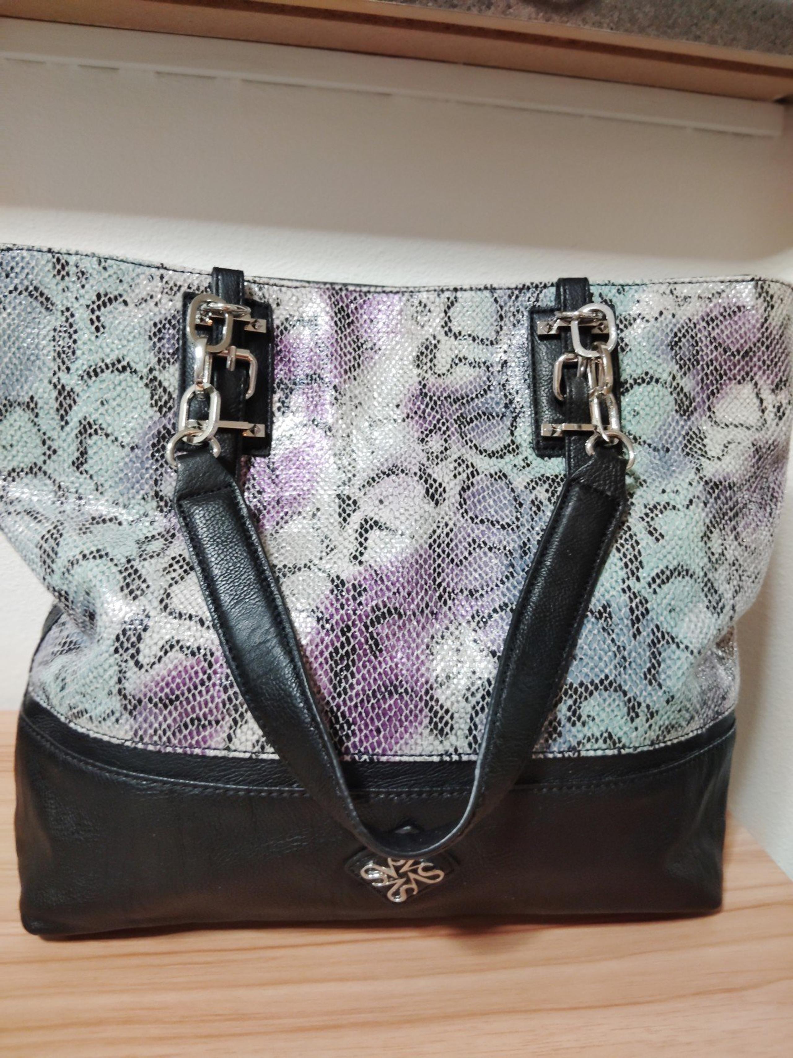 Vera Wang Simply Vera Pearlescent  Snakeskin Tote