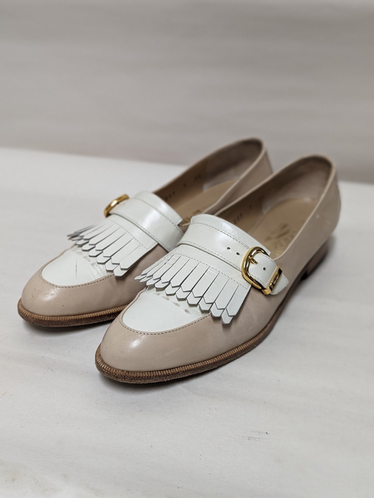 Vintage Salvatore Ferragamo Woman's 7 AA loafer pumps shoes Italy Made