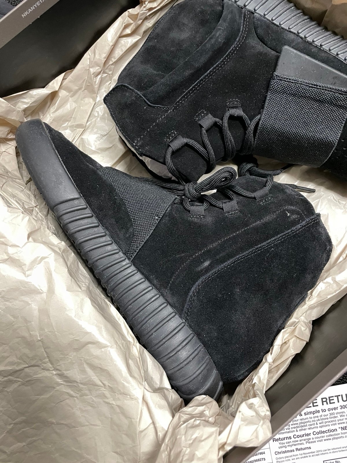 Adidas Yeezy Triple Black 750 size 8 100% Authentic