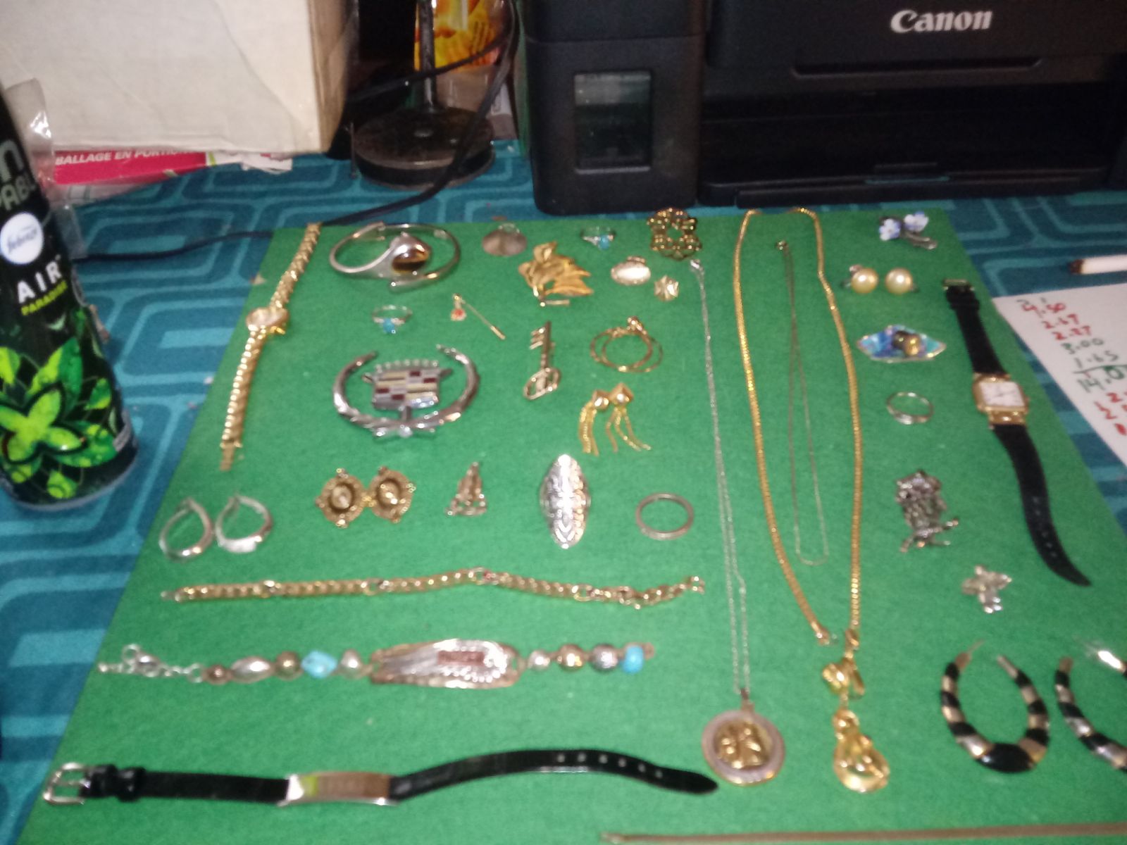 Antique and vintage lot of real jewelry