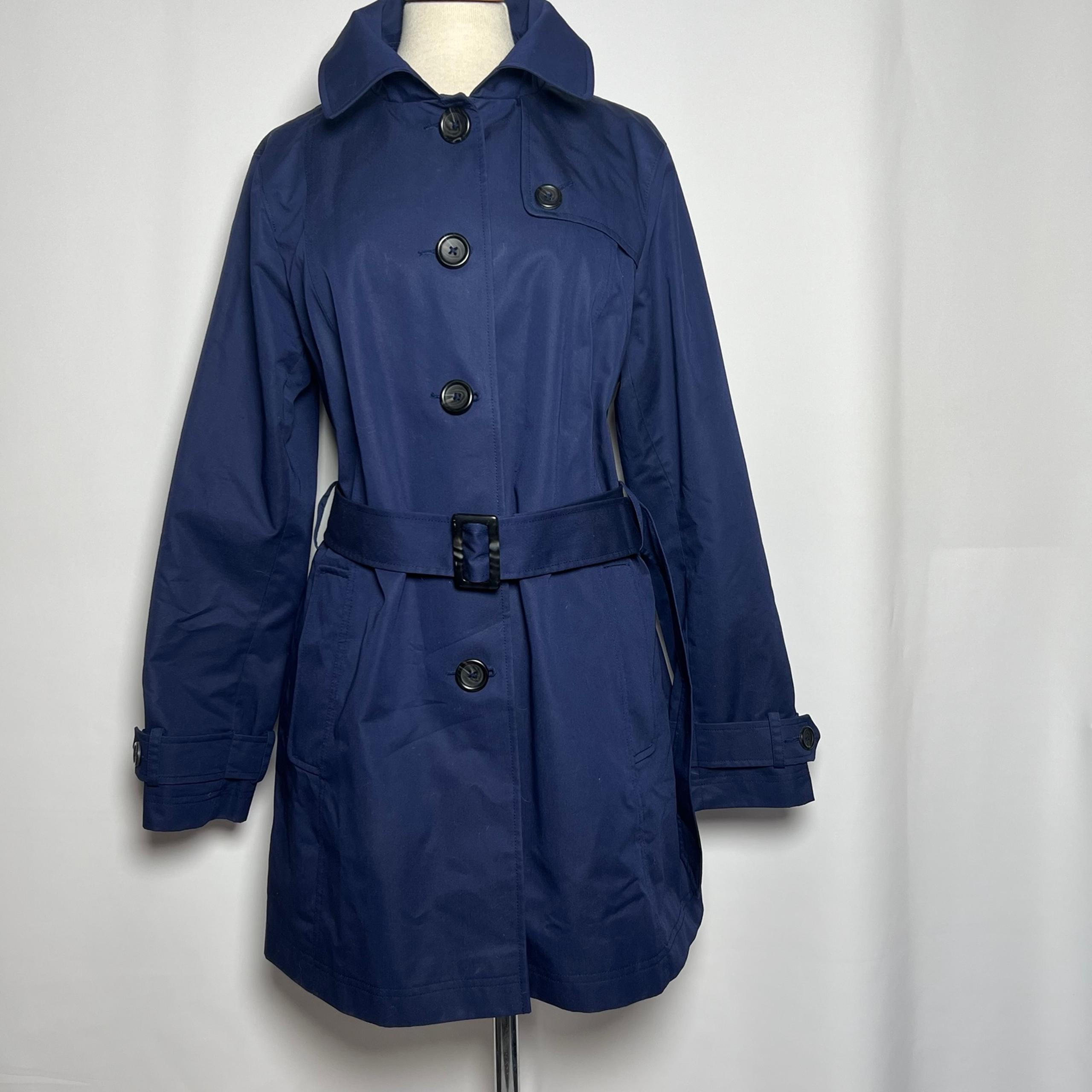 L.L. Bean Women’s Medium Navy Blue Old Port Trench Coat Jacket w/ belt &adj cuff