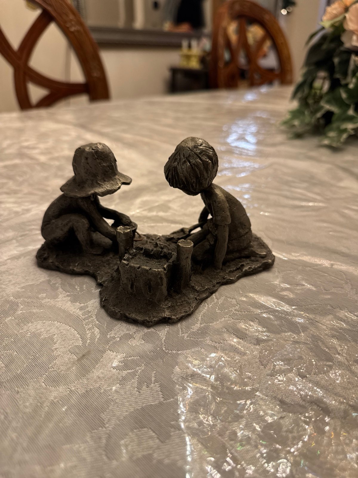HUDSON PEWTER Walli Ortman #030 Sand Castle Boy & Girl Playing in the Sand USA