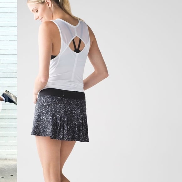 Lululemon Circuit Breaker Tennis Pickleball Skort Black White Size 8 Medium