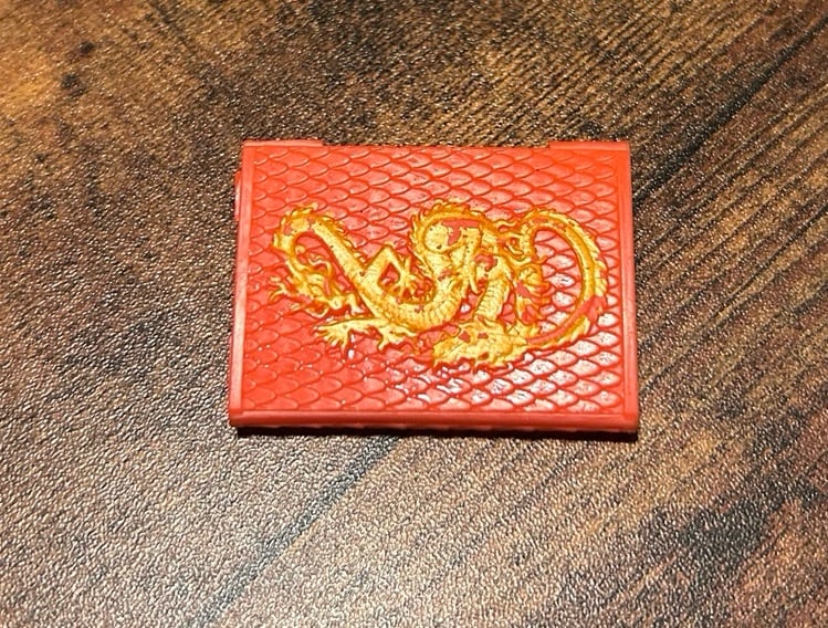 Jinafire “Scaremonster” luggage and clutch