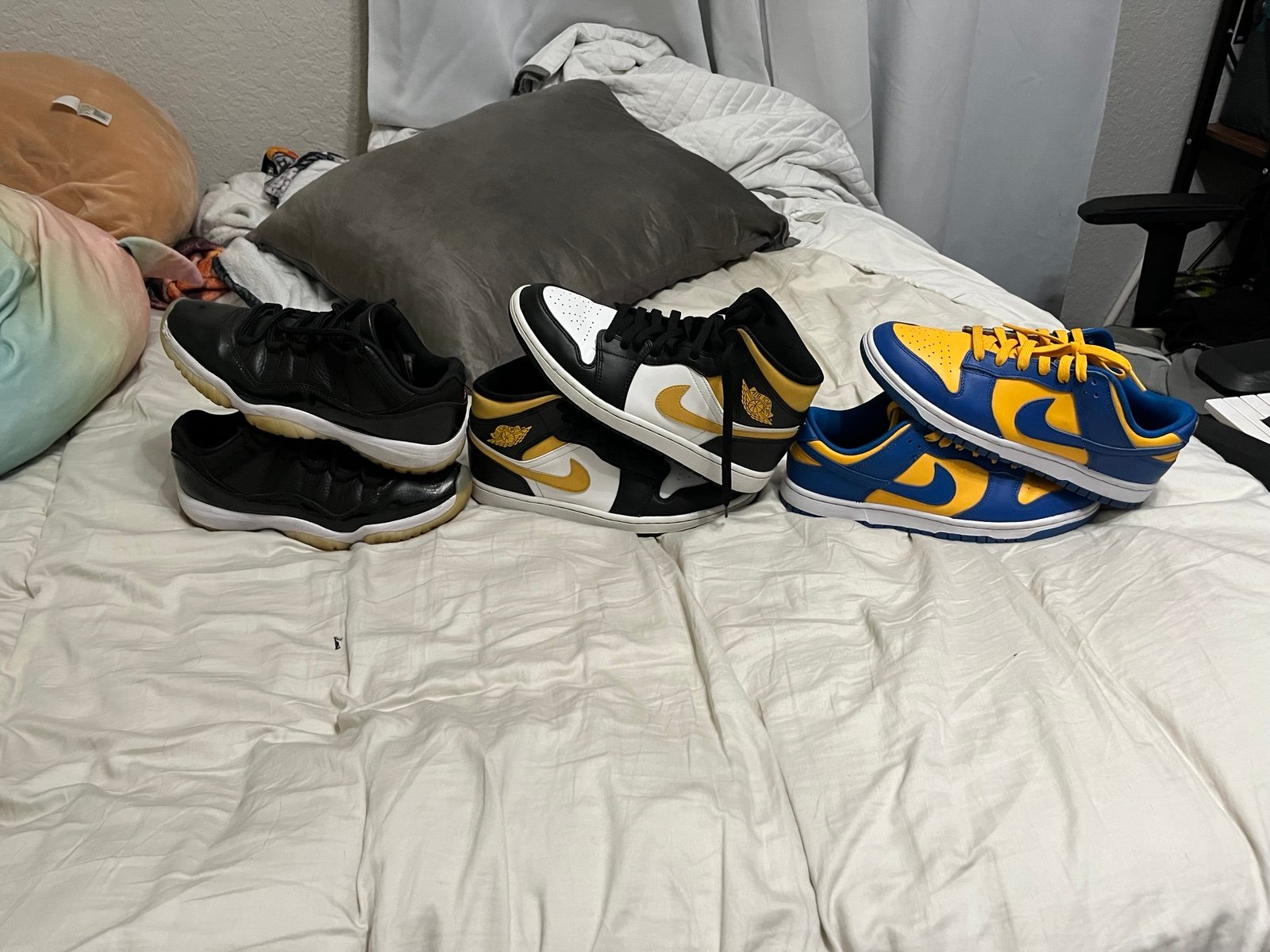Nike lot