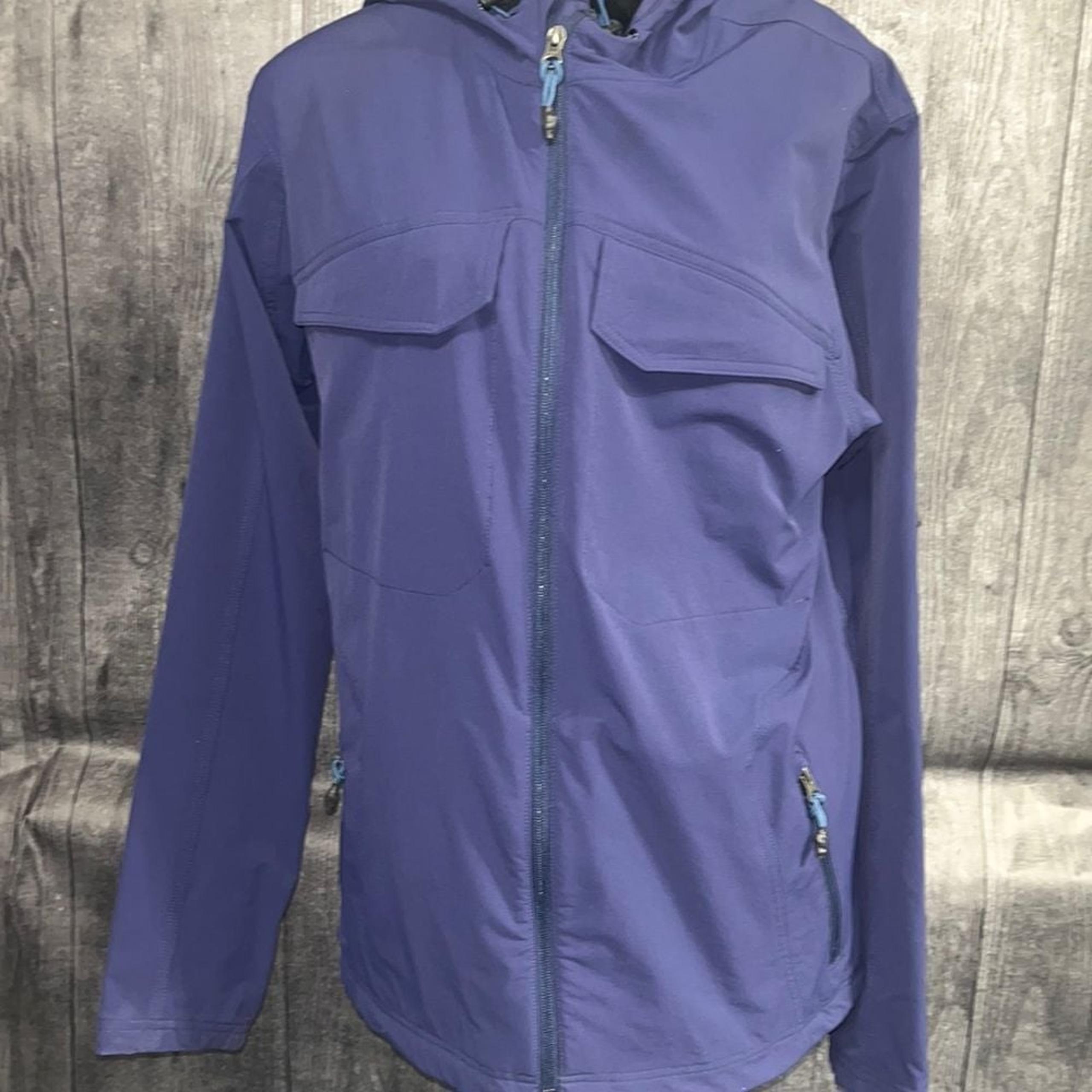 Duluth Trading Co. mens Medium light weight zip up