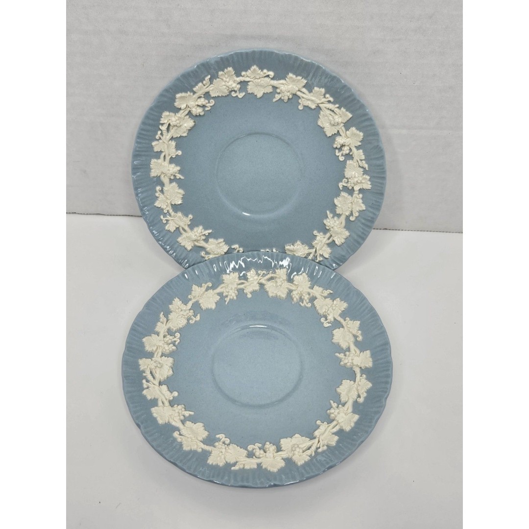 Vtg Wedgwood Etruria Barlaston Embossed Queensware Saucer Plate 5 7/8 Set Of 2