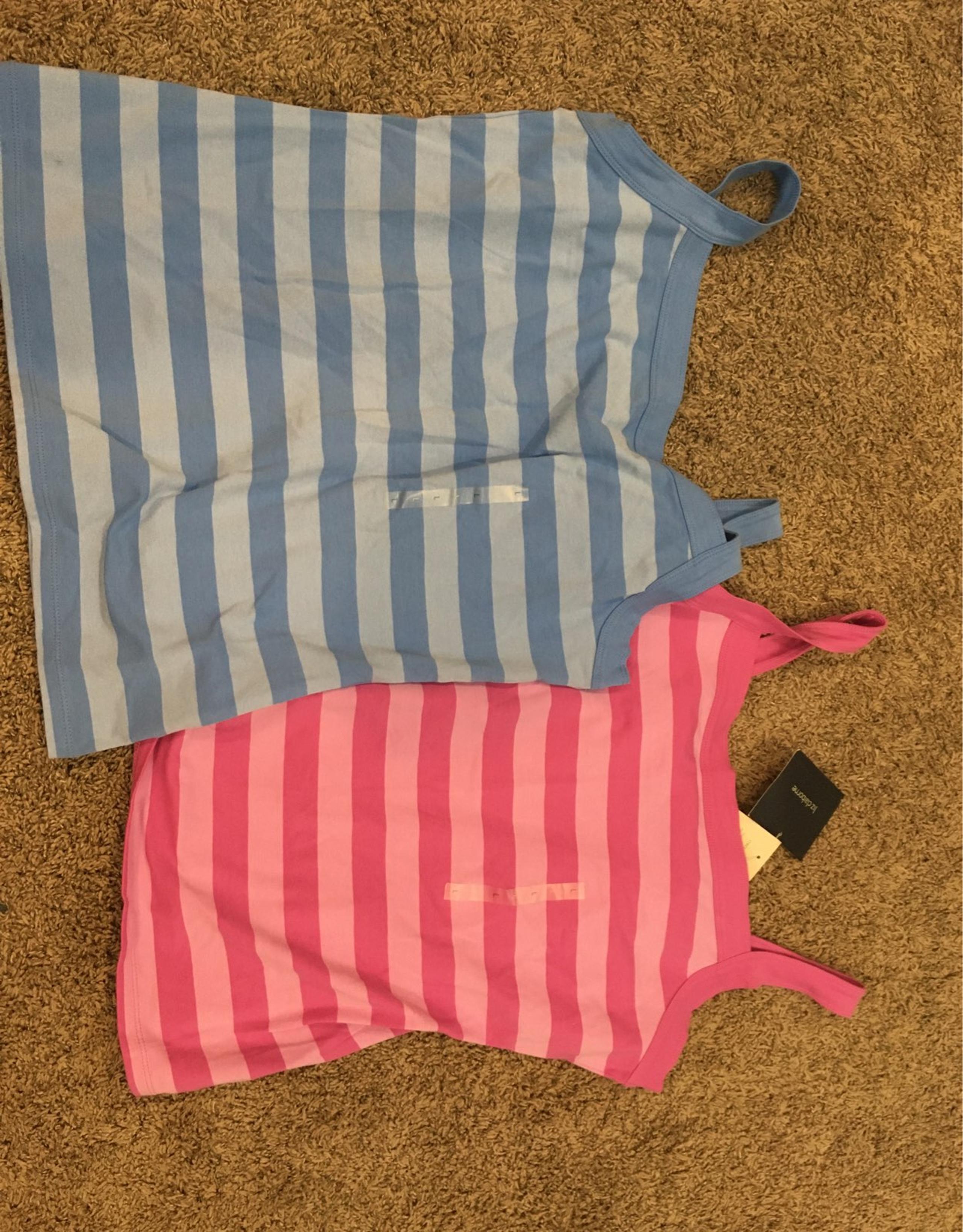 Liz Claiborne 2 tank tops large new