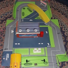 Vintage 80's JRI Inc Interstate 80 Road Playset Case 4 Matchbook Hotwheels Cars
