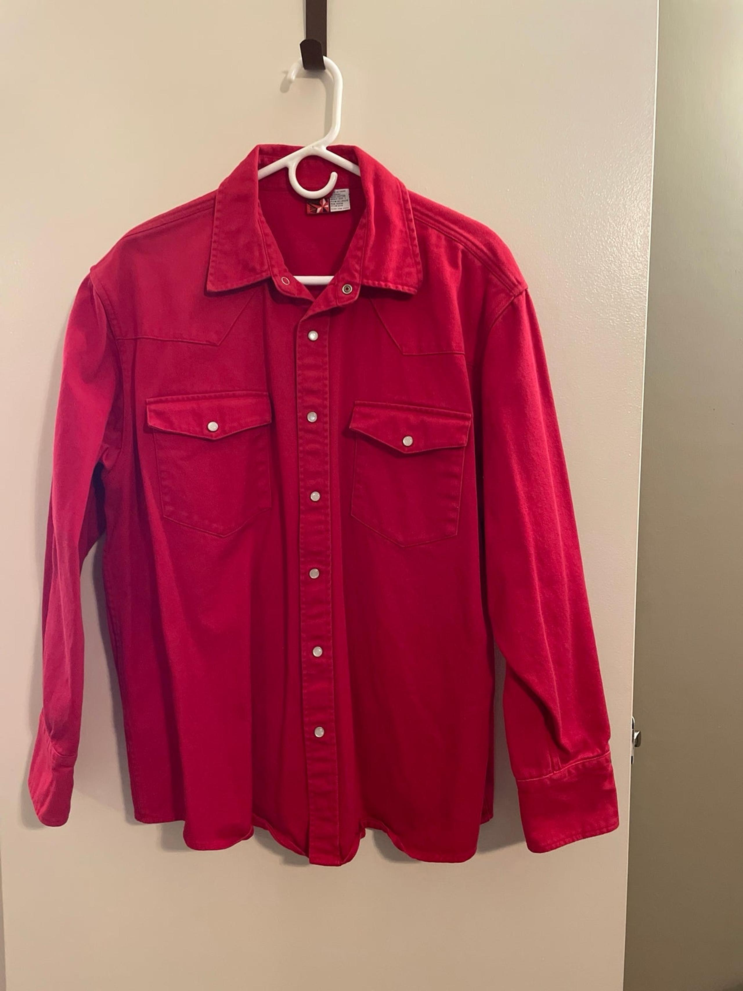 Vintage Men’s Marlboro Shirt