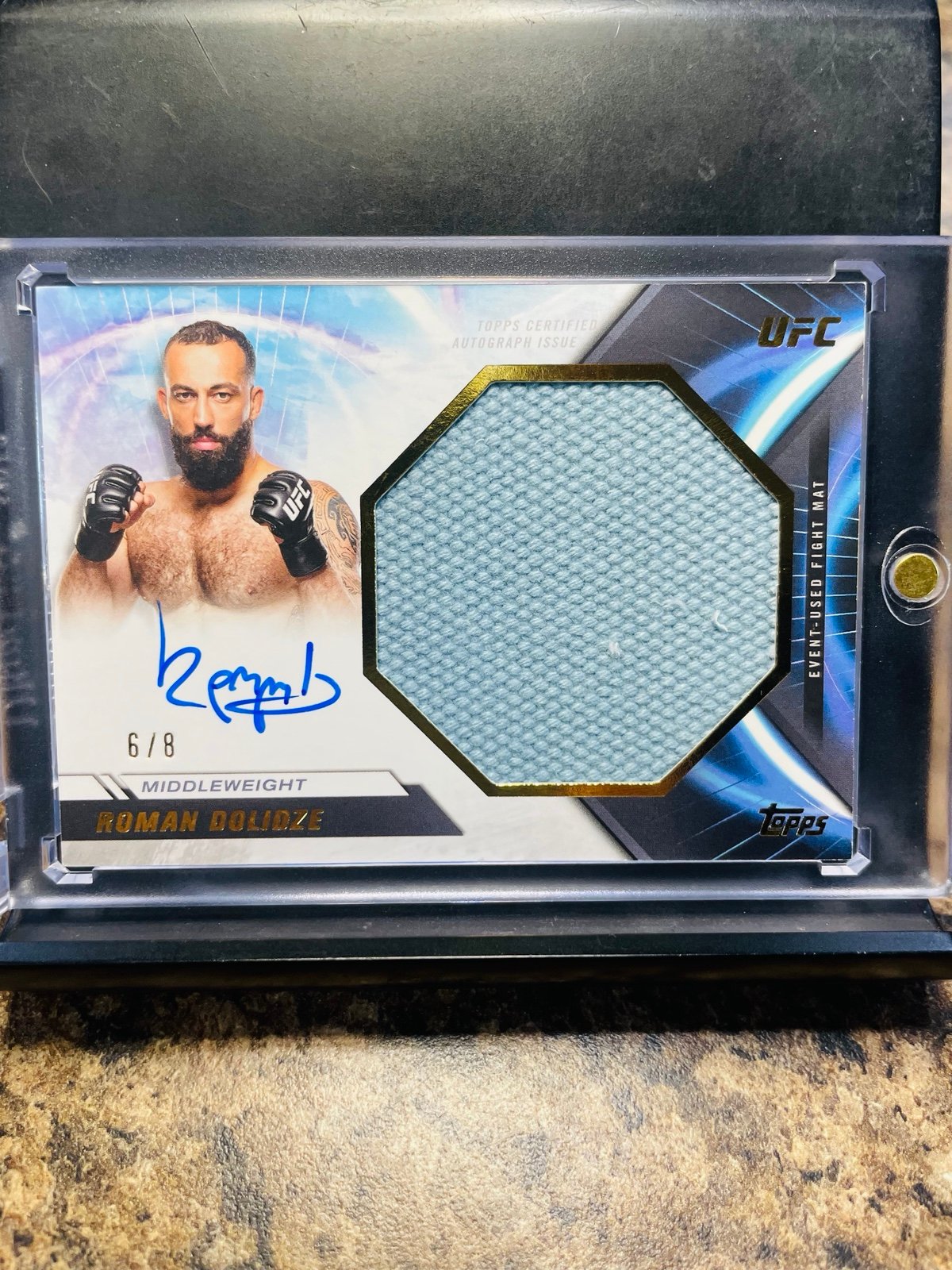 2024 Topps UFC Knockout Roman Dolidze Patch/Auto Gold /8