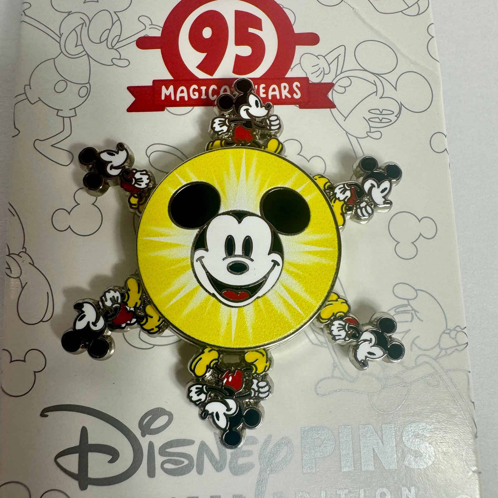 NWT. Disney Mickey Mouse 95th Spinner Pin: Limited edition of 4,000. Mickey’s sm