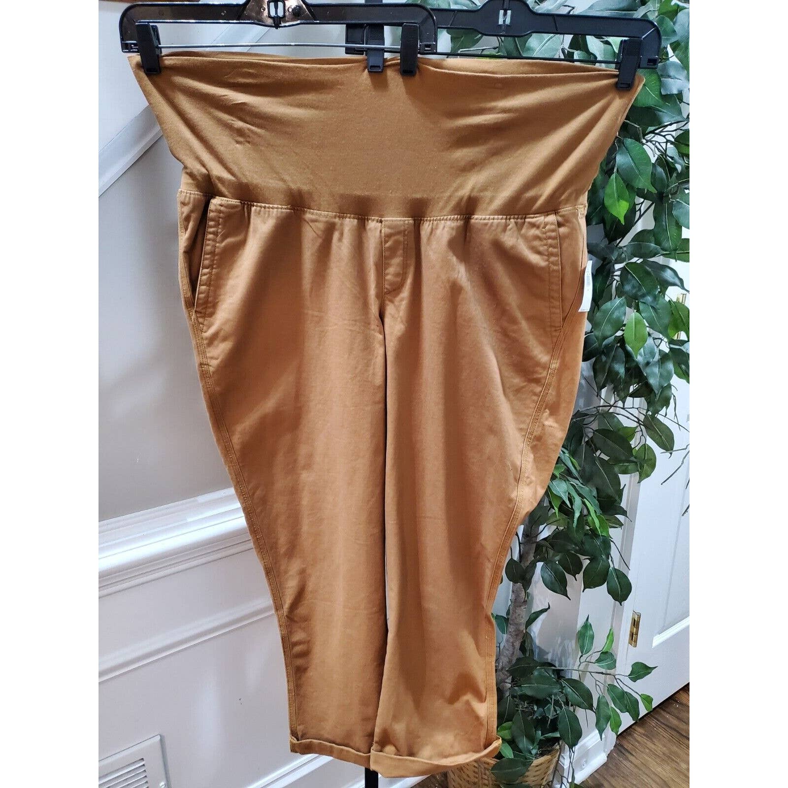 Old Navy Women's Brown Cotton Maternity Capri Pant Size X-Large