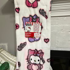 Throw blanket