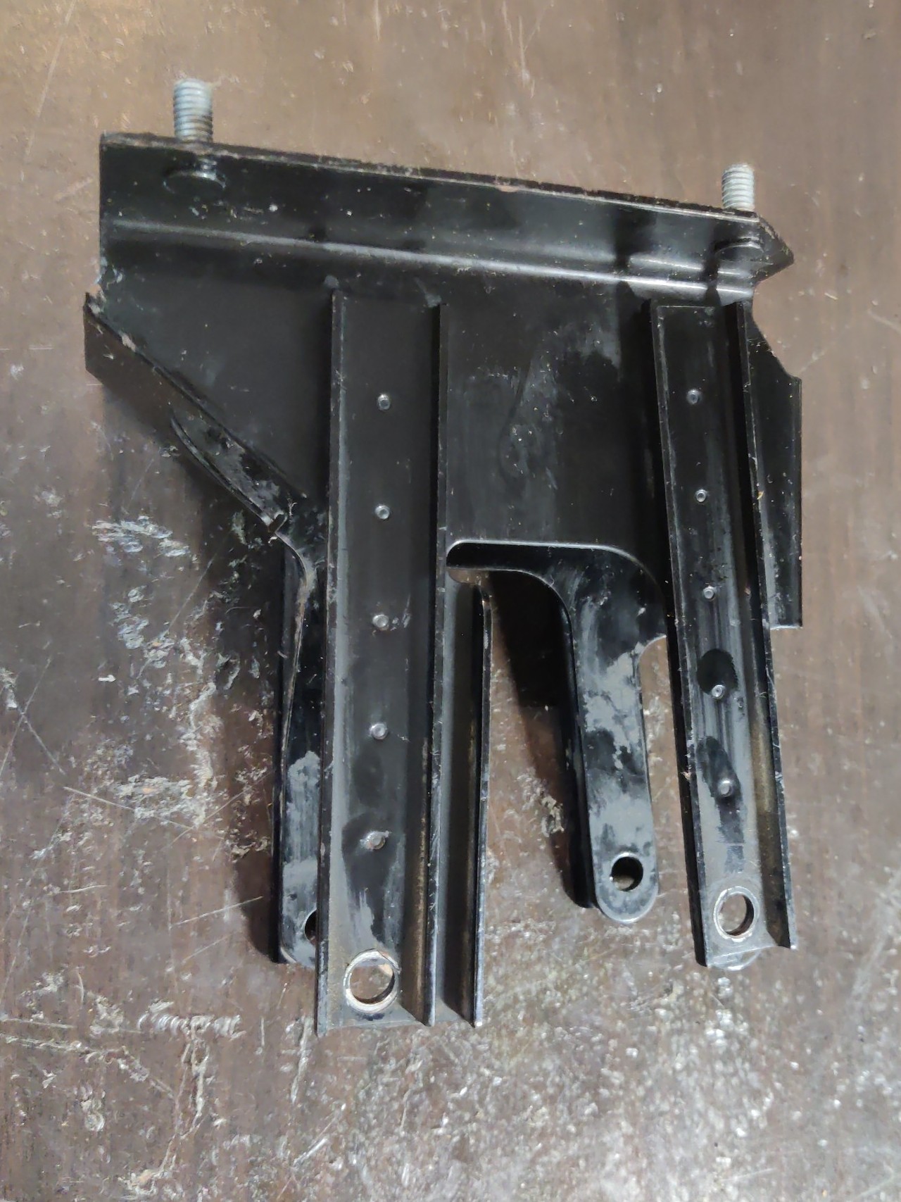 Harley Davidson 98-13 Road Glide Fairing mount
