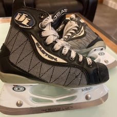 Skates