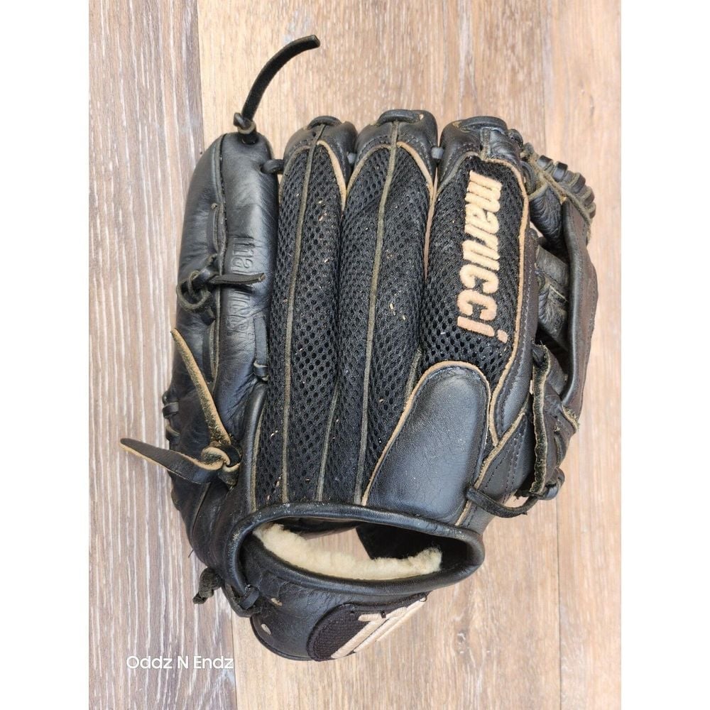 Mariucci Black Leather Handcrafted Baseball Glove