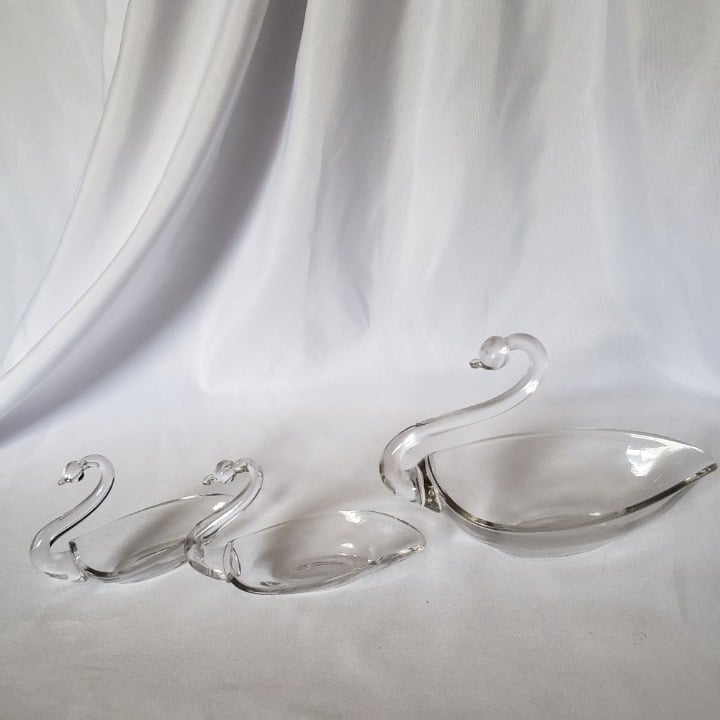 -Duncan&miller glass swan candy/trinket dish set of 3