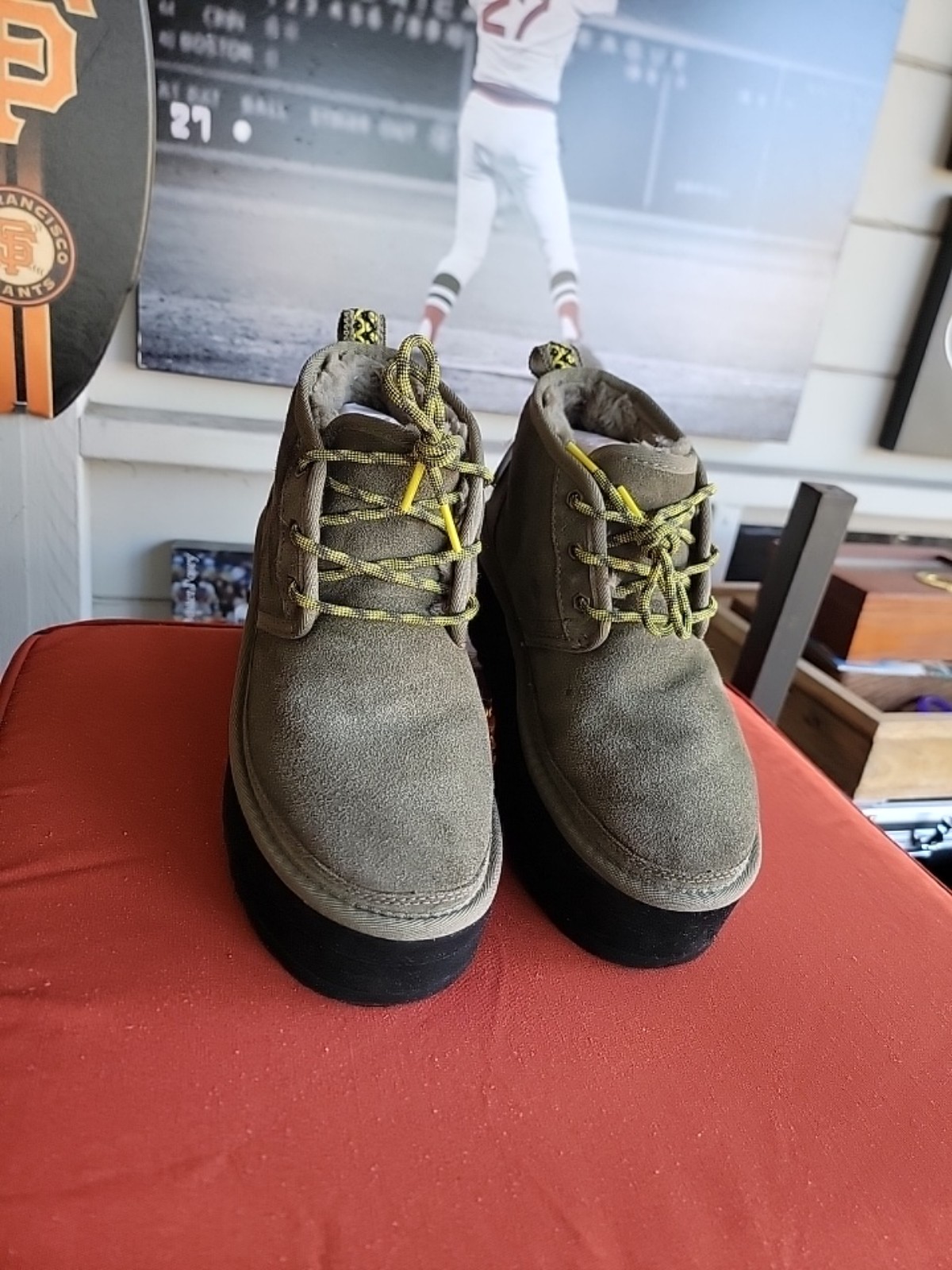 UGG NEUMEL HERITAGE PLATFORM WOMEN BOOTS SUEDE BURNT OLIVE US 8