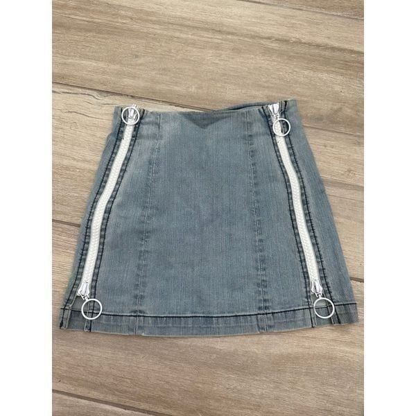 NWOT Carmar Skirt