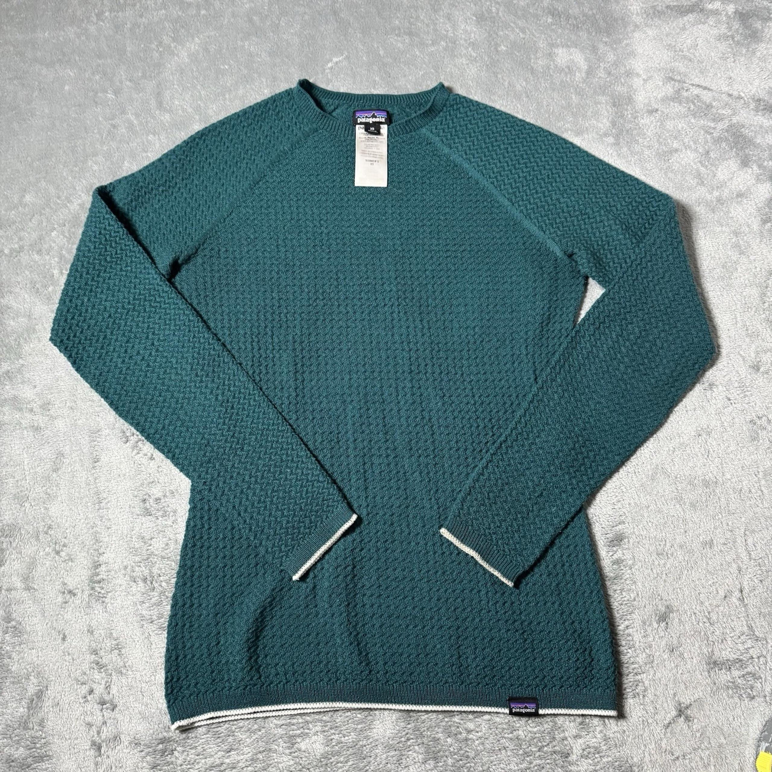 Patagonia Capilene Air Crew Long Sleeve Sweater Shirt Teal Green Size XS