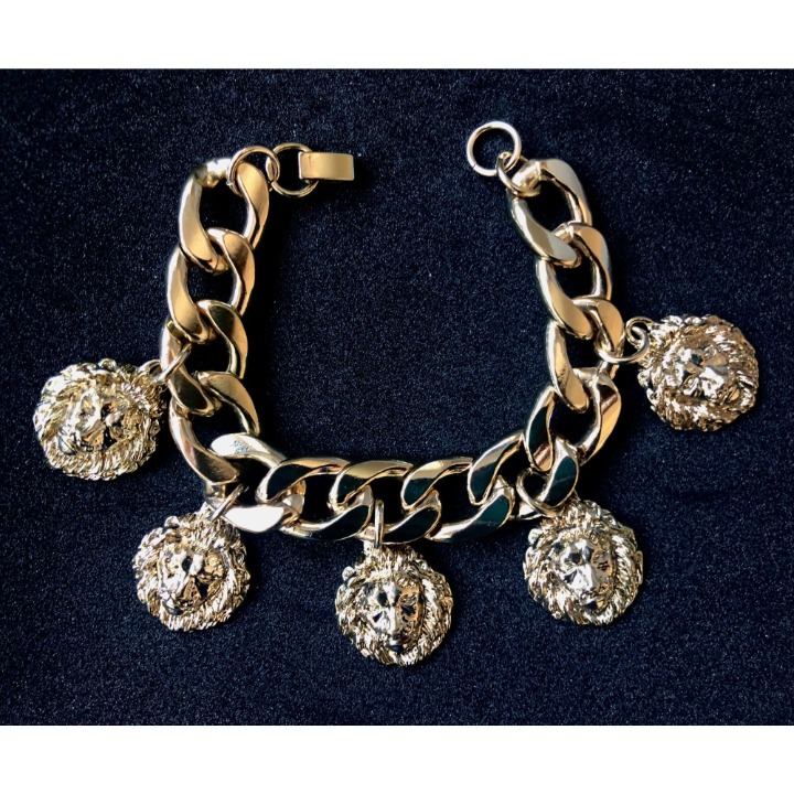 1980s Vintage Big & Bold Gold Lion's Head Charm Bracelet