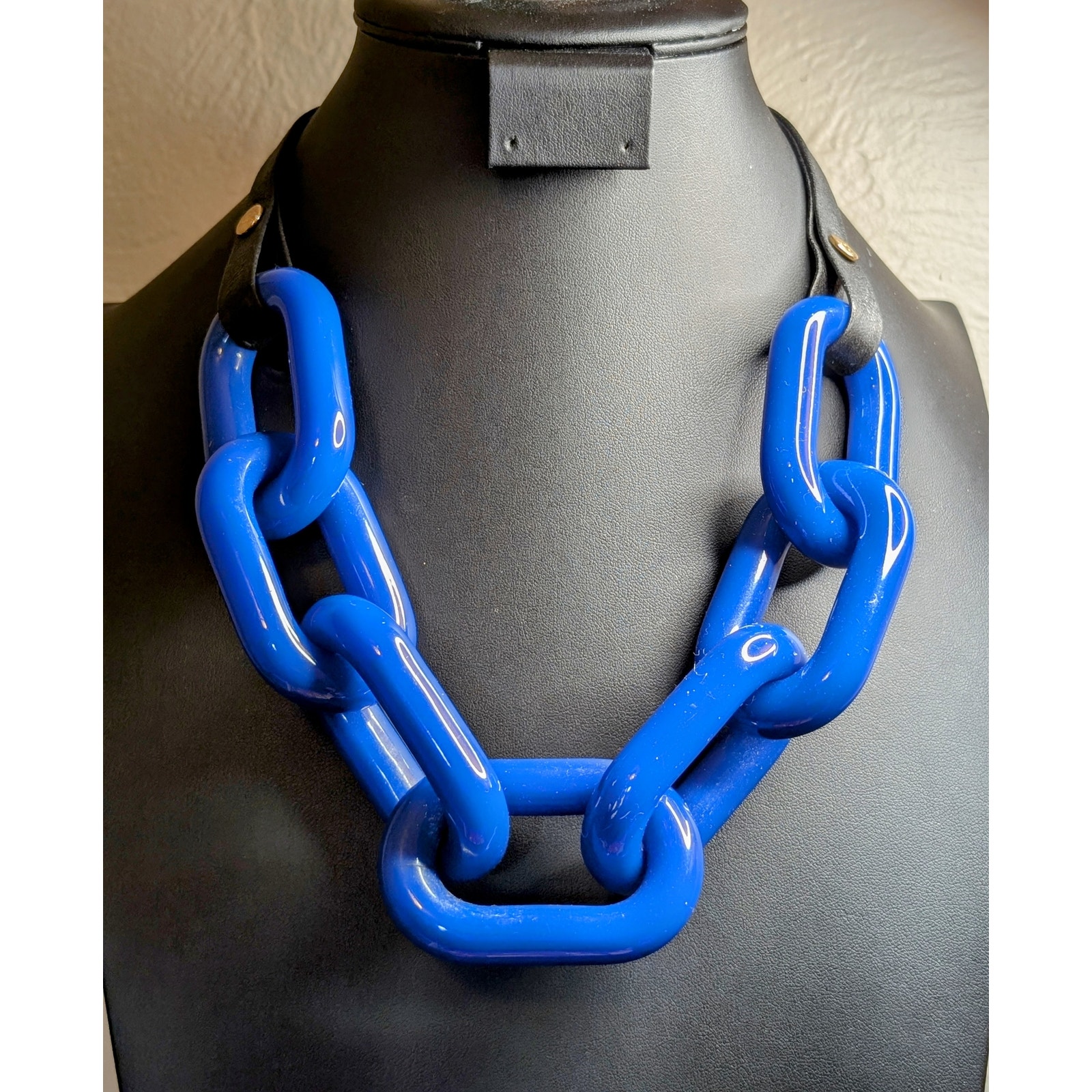 RARE Stamped BEN AMUN Blue Lucite Large Cuban Link Chain 22 Necklace