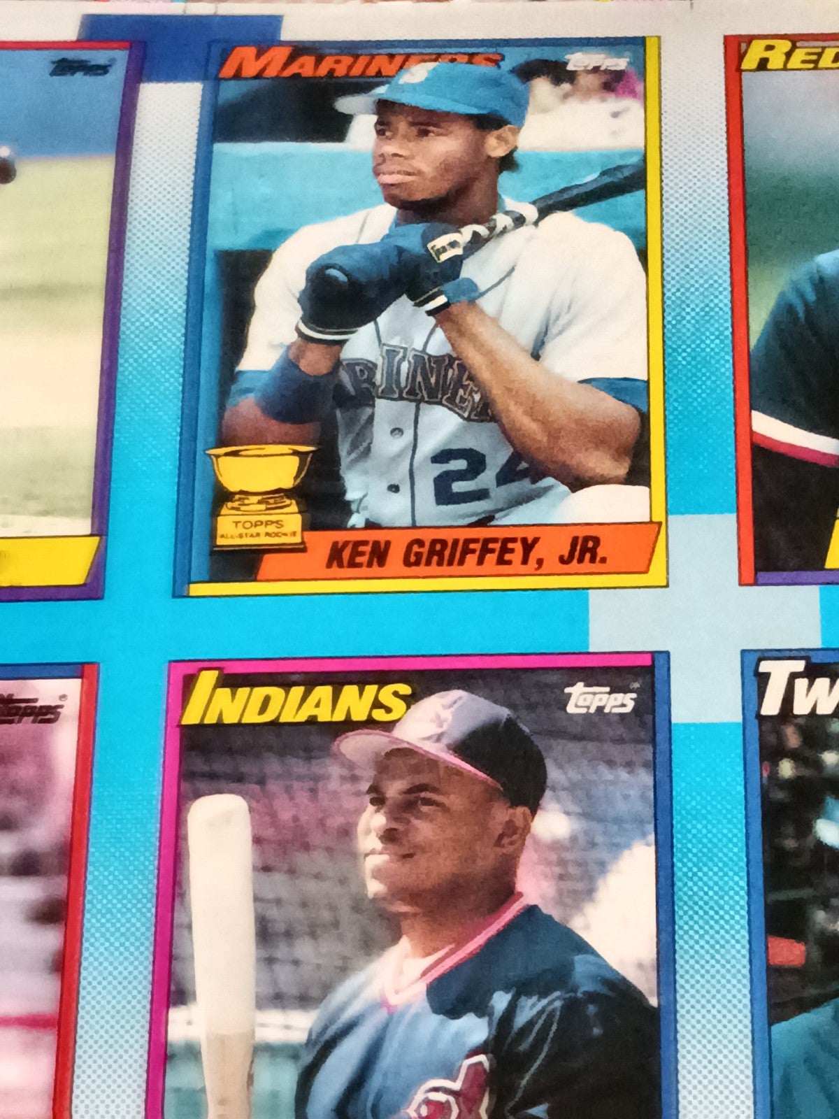 Topps 1990 Ken Griffey Jr Rookie Card!!!with error printing mistake !!?