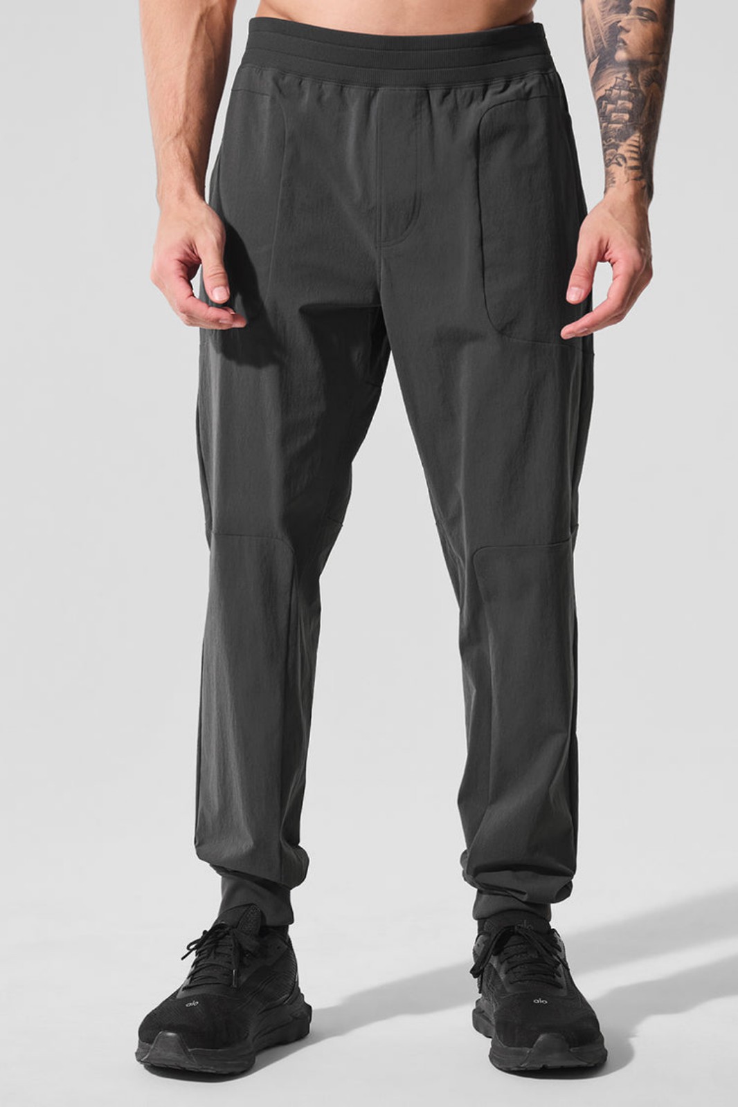 NWT Alo Co-Op Pant Core: Anthracite Size M