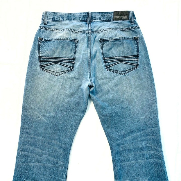 Express Kingston Classic Boot Cut Distressed Embroidered Faded Jeans Mens 34X31