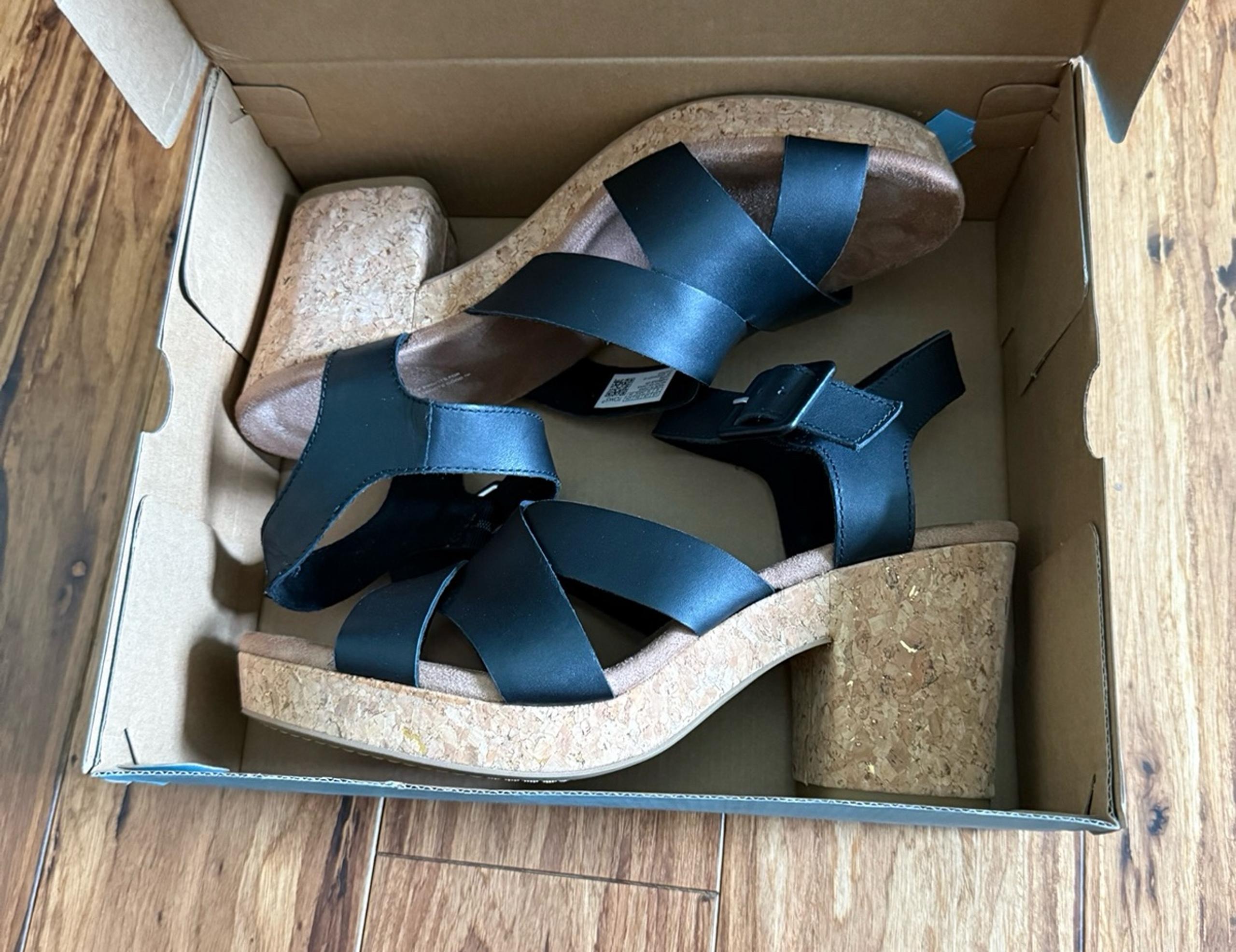 Tom’s Ava Heel Black Leather W 12