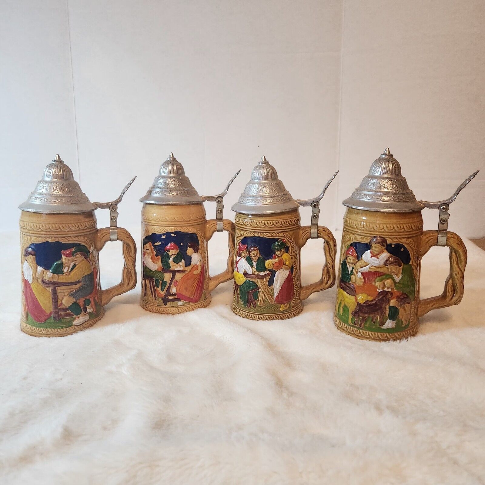 German Inspired Pottery Beer Stein With Flip Top Lid Set Of 4 Trinke Wenn
