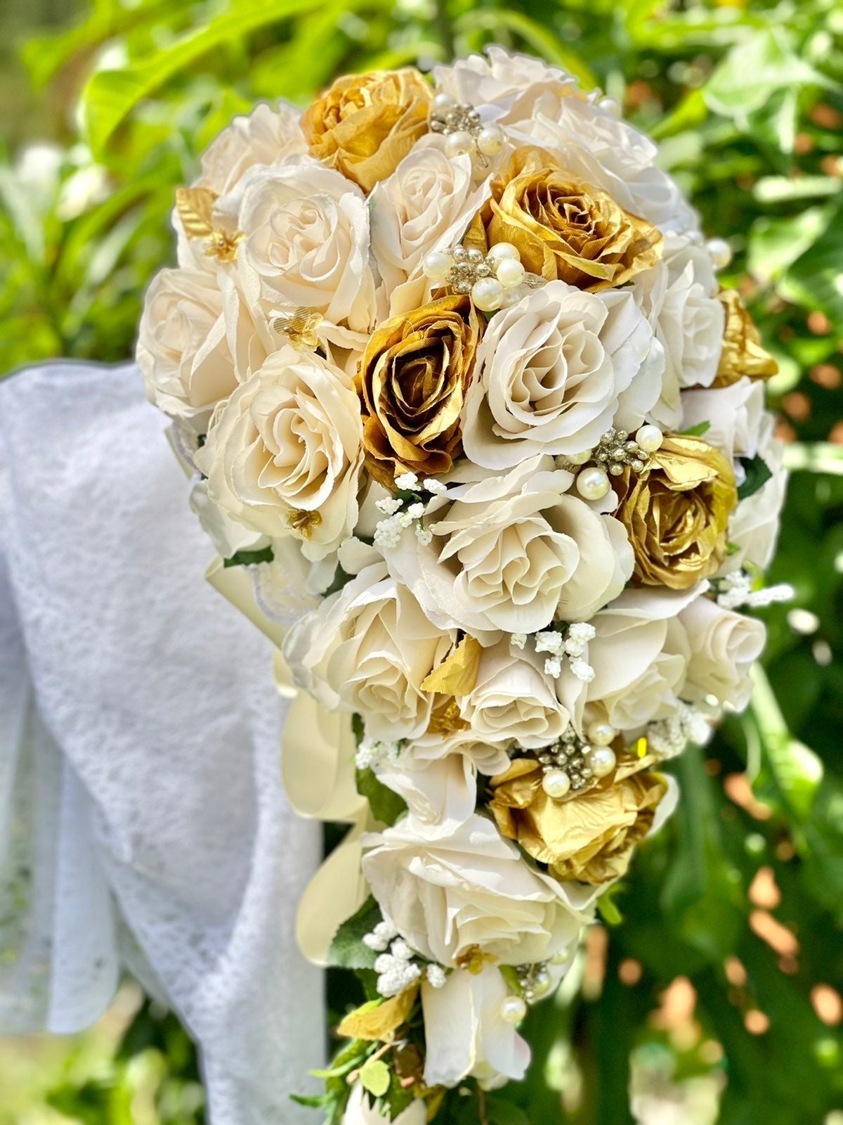 Cascade Bouquet Ivory store and Gold Roses