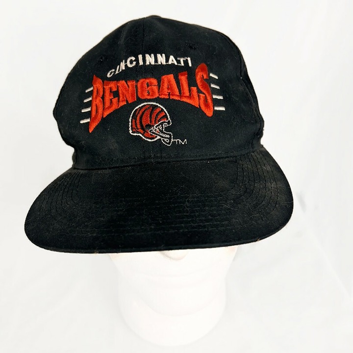 Vintage Cincinnati Bengals Youngan SnapBack Hat Cap Black NFL Adjustable