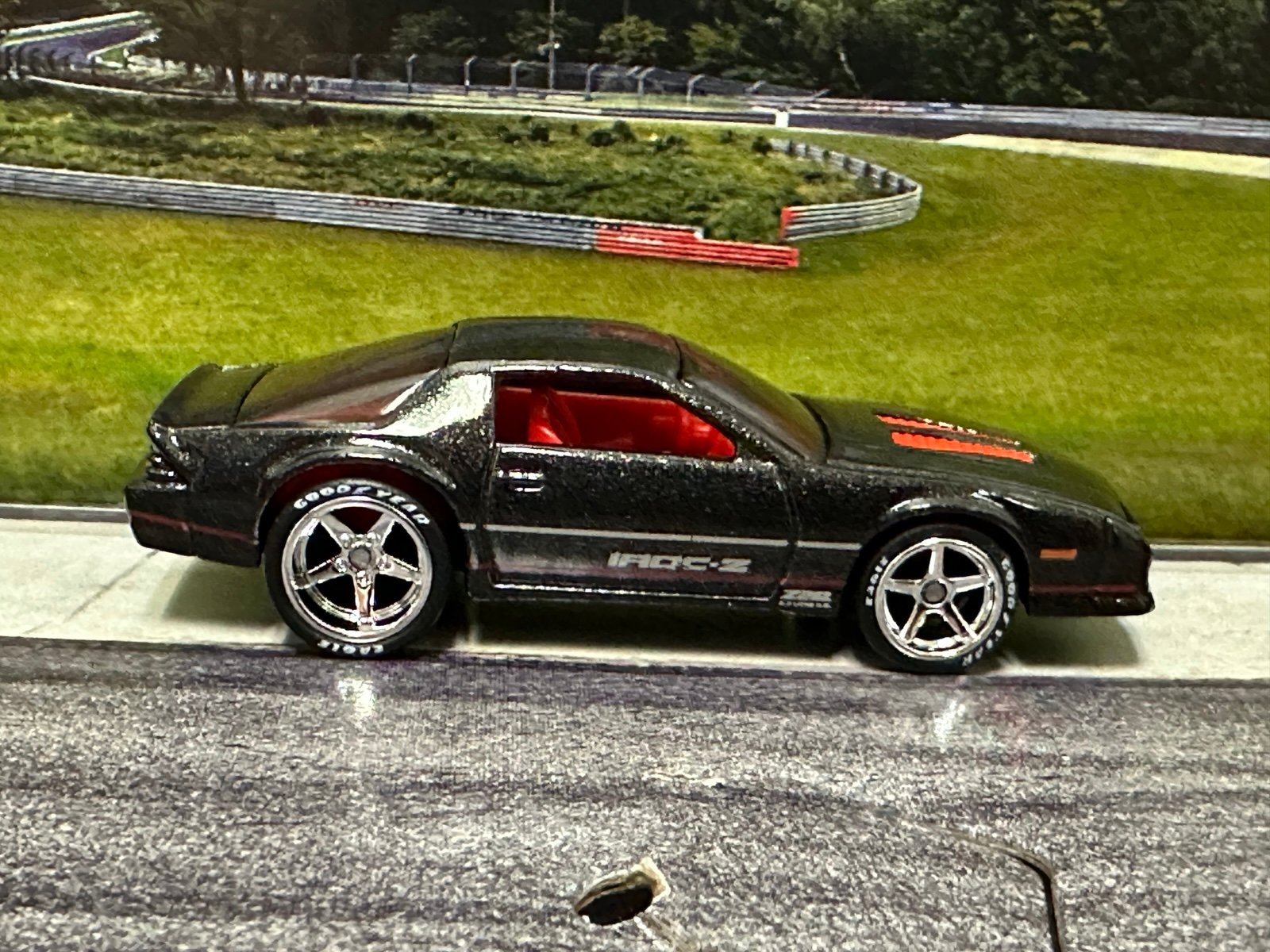 Hot Wheels Customized Camaro Iroc Z