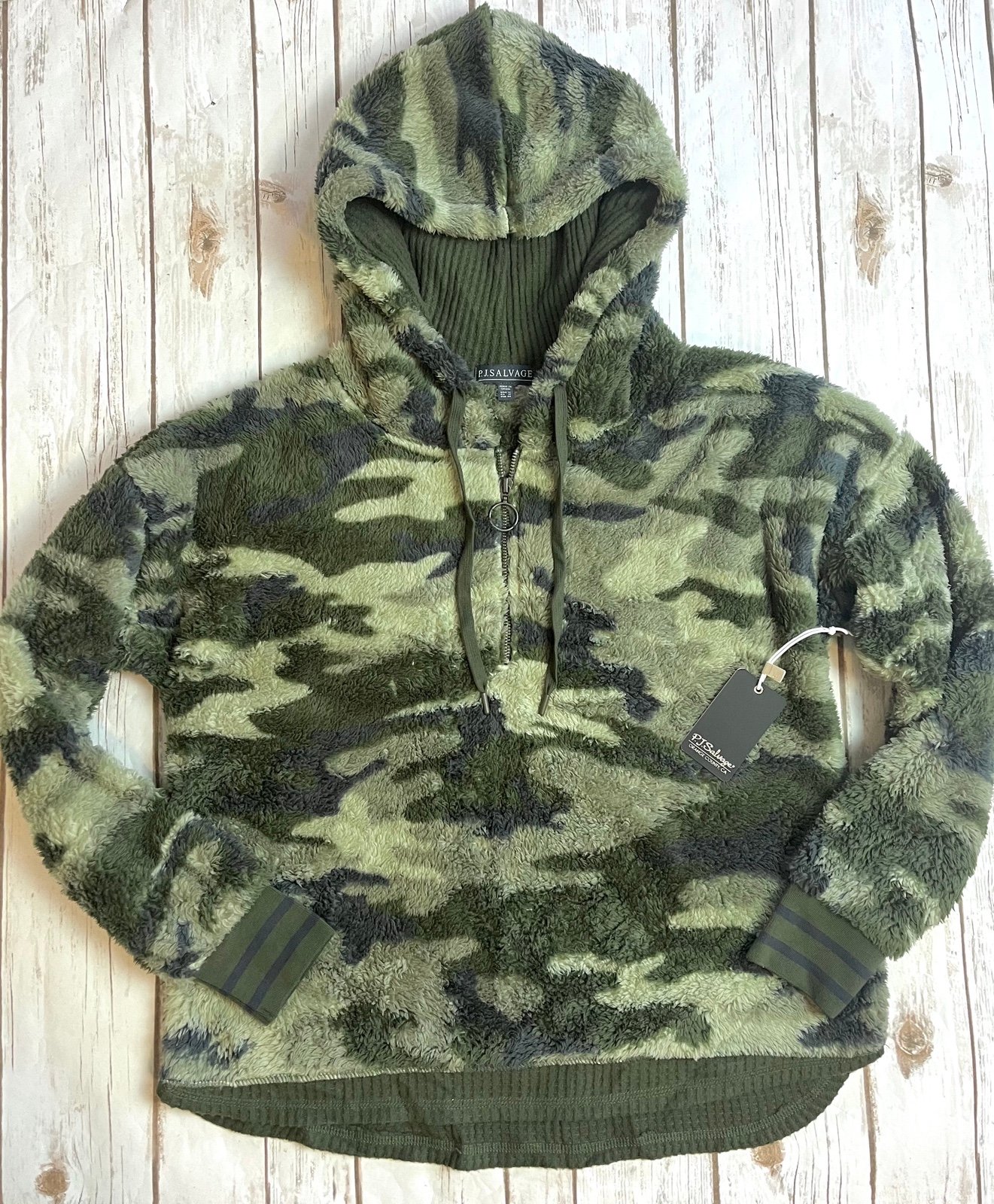 PJ Salvage Fuzzy Fleece 3/4 Zip Camo Hoodie Sweatshirt Size M Medium NWT