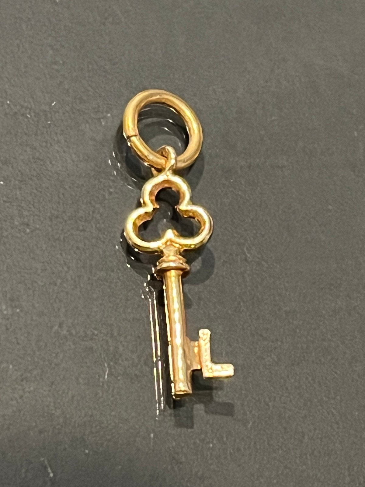 Antique European 9k 375 Georgian era revival Letter L bit key charm 091624@