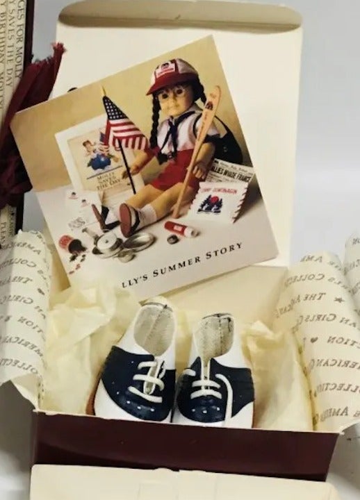 Molly Saves the Day Oxford Shoes