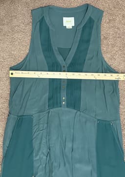 Item photo preview #3