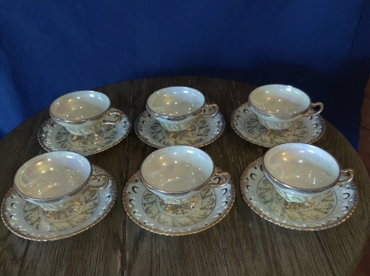 Vtg Yamato Lusterware Set of 6 Tea Cups & Saucers Gold Japan Bone China 3 Footed