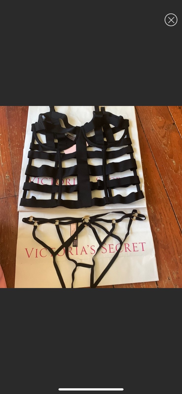 Victorias Secret bondage set