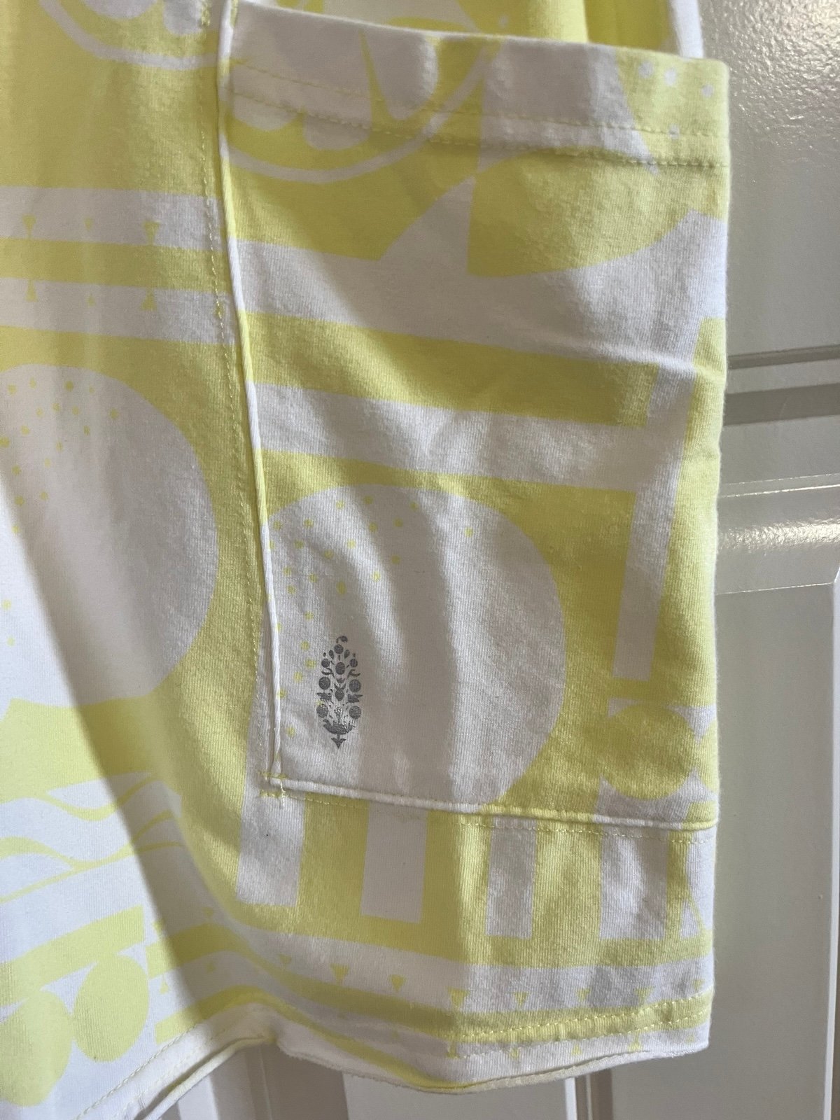 Free people movement hotshot citrus XS nwot!