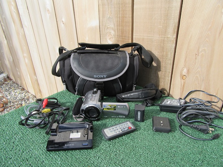 Sony DCR-SR82 Handycam Video Camera Digital Camcorder w/ Dock DCRA-C171 Bundle
