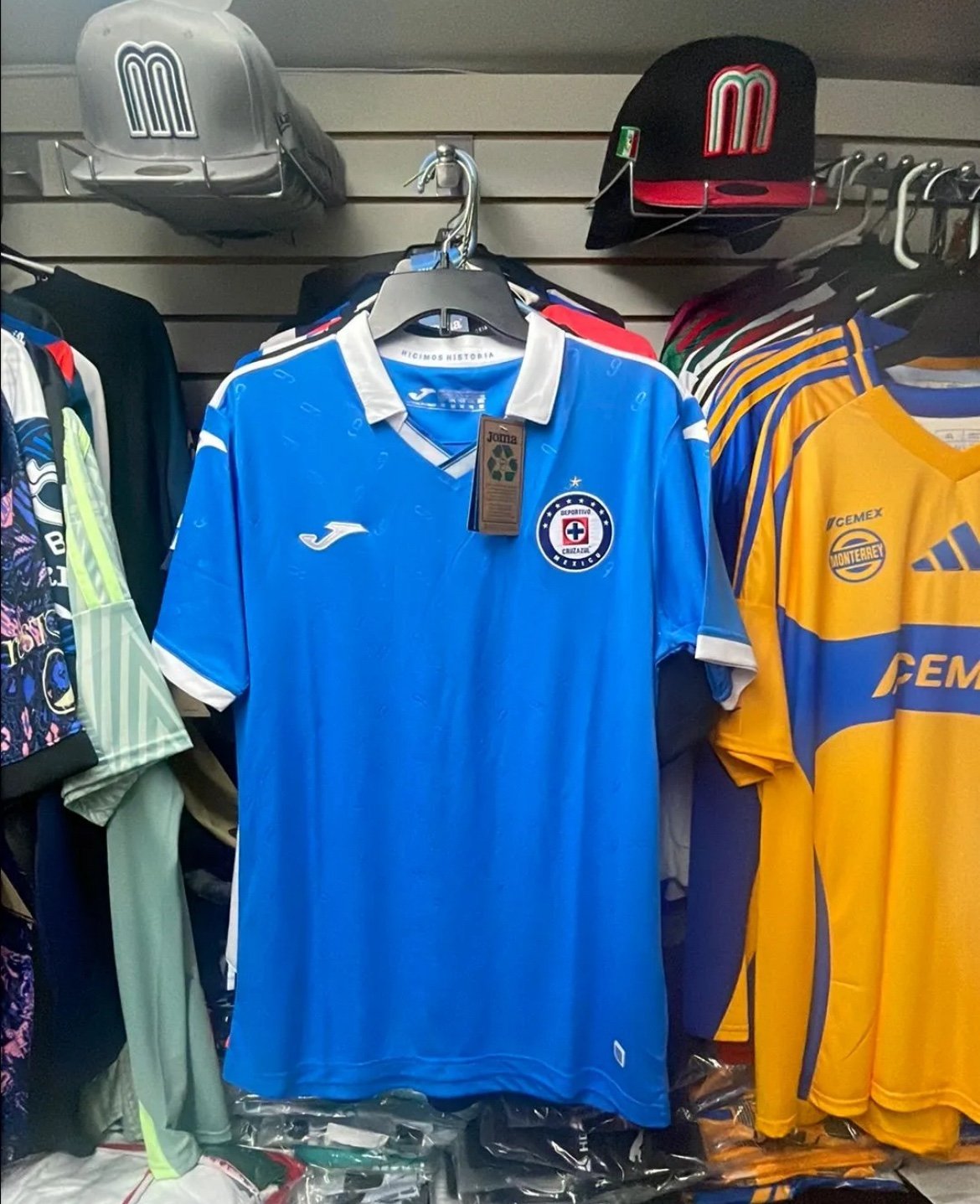 Cruz Azul Authentic Joma conmemorativa La Novena 2021/22. Size M.