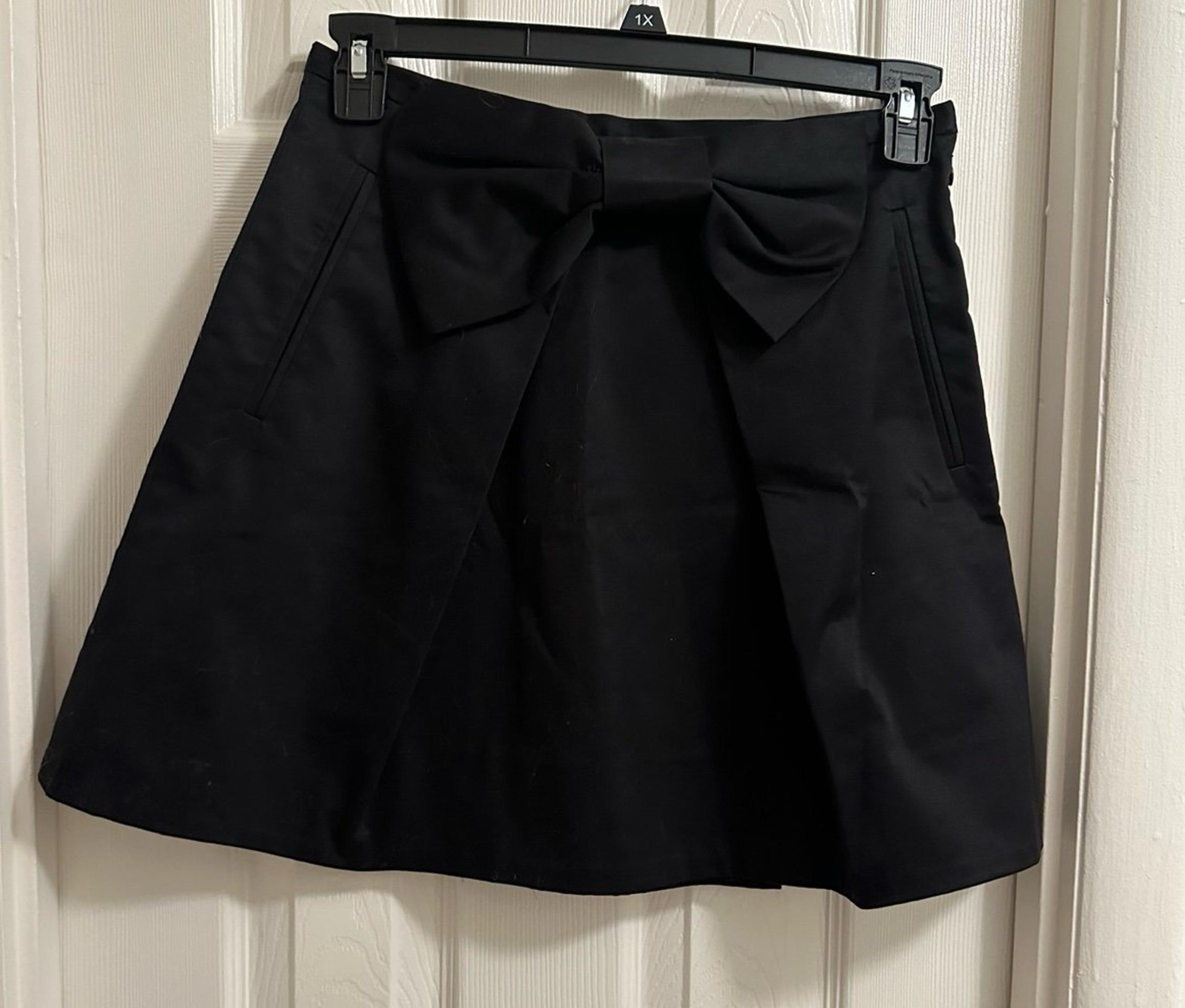 Front Bow Flare Skirt