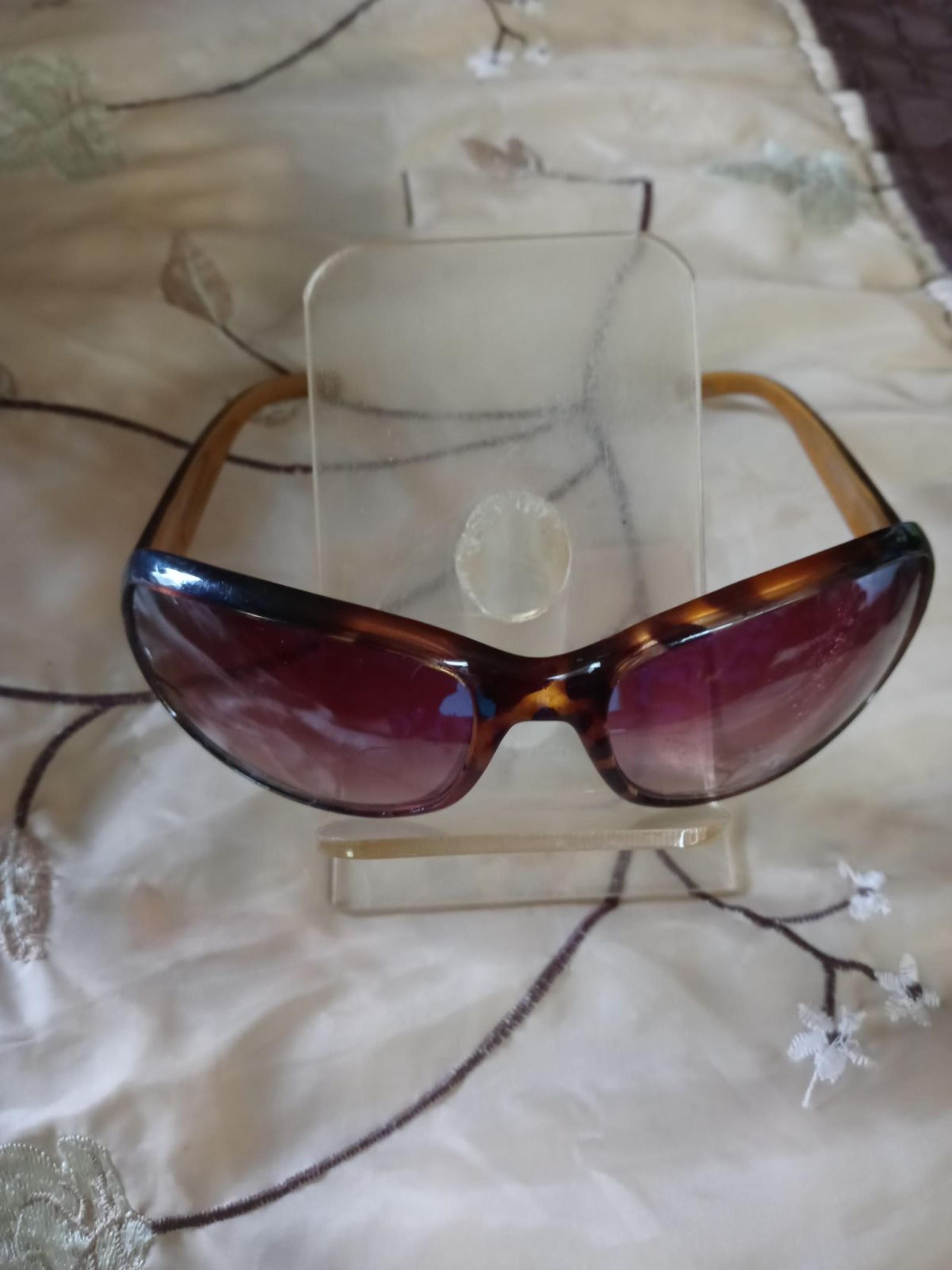 Women's vintage Mudd Sunglasses