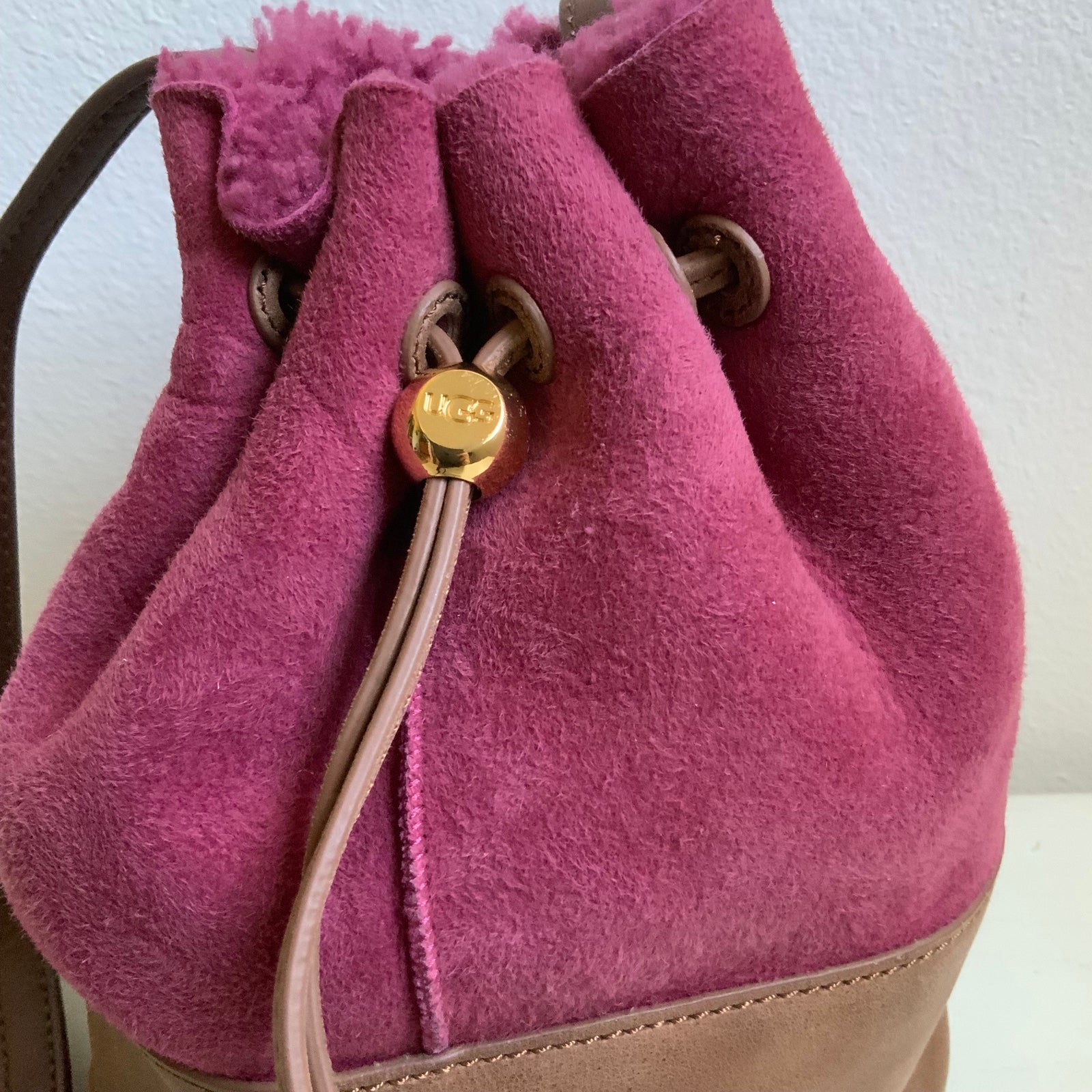 Ugg Burgundy Crossbody Bucket Bag newest
