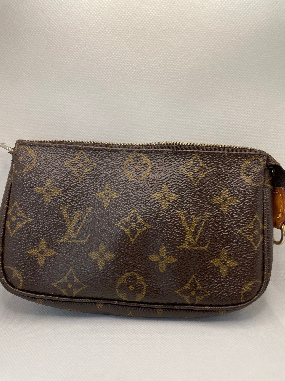 This 93-year-old Louis Vuitton bag is making a Speedy climb to It